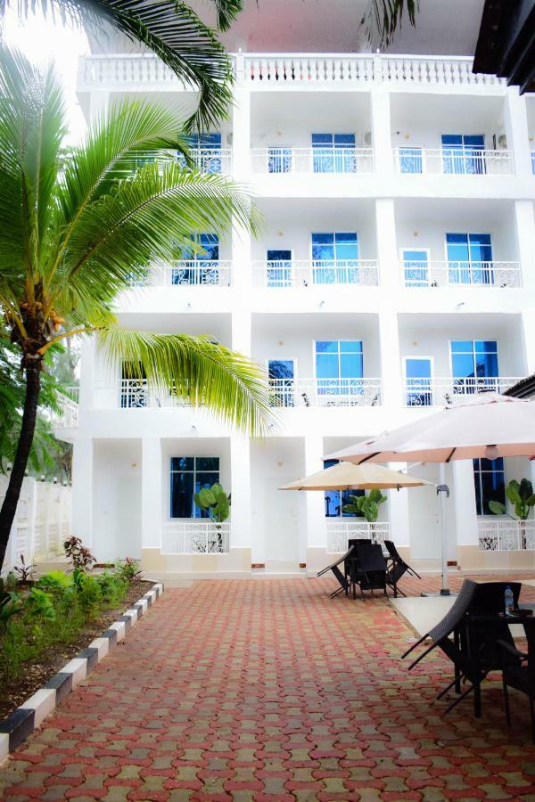 Camilla Airport Hotel